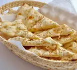 ゴマ ナン(インド・ネパール料理 ニューマハラジャ三鷹店)