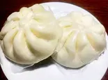 ジャンボ肉まん二個 Steamed Pork Bun (2pieces)（心意）
