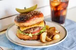 チーズバーガー(オーバークック・バーガー・バー)