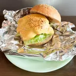 チーズバーガー（HELLO ' S）