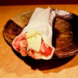 ミックスチーズケバブラップ Beef ＆Chicken Cheese Kebab Wrap（本格カレースターケバブ ビリヤニ ハラル専門店）