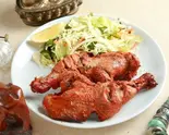 タンドリーチキン2ピース Tandoori Chicken 2 Pieces（インド ネパール レストラン ナンカレー＆バー）