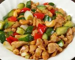 鶏肉とカシューナッツ炒め Chicken and Cashew Nut Stir-Fry（中崋苑）