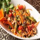 ラープガイ Rape Guy(タイ・インド料理のお店 ALMOND TREE)
