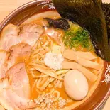 特製味噌らーめん（新潟濃厚味噌ラーメンとタレカツ専門店潟食）