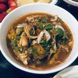 ヤムジンガイ（タイ料理タイラーンナー）