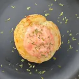 女性大人気たこ焼き    明太マヨ(8個入り)woman popularity takoyaki mentaiko myonnaise 8 pieces（オクトベース野江）