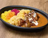 とろたま＆チキンオーバーカレー Omelette Chicken Over Curry（WY チキンオーバーライスカレー WHITE YELLOW 下赤塚）