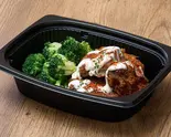 スパイスチキンとブロッコリー Chicken and Broccoli（WY チキンオーバーライスカレー WHITE YELLOW 下赤塚）