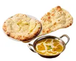B. ハーフナン＆ハーフチーズナンセット Half ＆ Half Set（ASIAN DINING AND BAR INDO TEI）