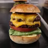 シーエスダブルチーズバーガー(プレミアムパティ)(シーエス バーガー)