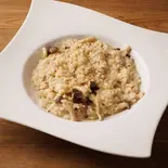 ポルチーニ茸のクリームリゾット（肉と石窯ピザのイタリアン Pizza cozou ピザコゾウ 横浜関内）