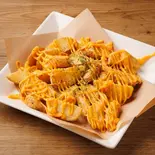 フライドポテトの濃厚チーズソース Lサイズ（肉と石窯ピザのイタリアン Pizza cozou ピザコゾウ 横浜関内）