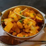 アルビゴ Aloo Gobi（インド料理 パナス）