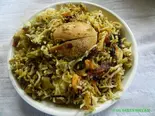 ほうれん草入り卵ビリヤニ Egg hyderabadi biryani（ビリヤニ ダバ(BHARATI DARJEELING)）