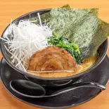 味噌豚骨ネギラーメン（横浜家系ラーメン 壱之家）