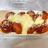 韓国風ヤンニョムチーズ揚げたこ焼き【8個】 Korean Style CheeseYangnyeomTakoyaki Fry 8ps（ケバブ Rain【立川店】）