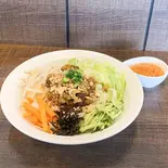 豚つくね混ぜ麺【ブン・ネム・ヌオン】 Bun nem nuong（NIEU QUANレストラン）