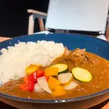 【ご飯大盛】牛テール＆季節野菜ピクルスのカレー（【牛テールカレー専門店】くさのね劇場）