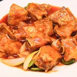 スペアリブの甘酢かけ（聚楽飯店）