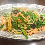 ニラ肉炒め Garlic Chives ＆ Meat Stir-Fry（町中華宝楽）