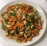 鶏肉カシュウナッツ炒め（本格上海料理 華苑 Kaen）