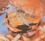 ハンバーガーダブル(+ポテト)（MEAT BAR DODONPA！）