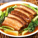 豚バラ肉の醤油煮込み（味中味）