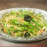ニラ炒め Garlic Chives Stir-Fry（町中華宝楽）