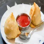 サモサ 2本/samosa 2P（ハリパリワール インド料理）