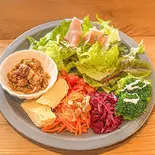野菜たっぷり盛り合わせ(Cafe and Dining Mother マザー)