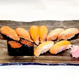 極みサーモン握り（鮨 比良乃）