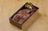 日替わり炭火焼肉弁当(お肉大盛りご飯中)（北新地はらみ別邸）