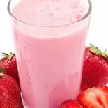 ストロベリーラッシー【500ml】 Strawberry Lassi（ガンディーパレスJR尼崎駅前店）