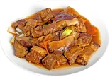 牛バラ肉の醤油煮込み（鼎魚酒場）