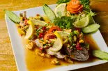 27 プラー・ヌン・マナオ(魚の香草蒸し)（タイ料理 ウライワン）