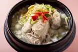 参鶏湯（韓国料理 将軍）