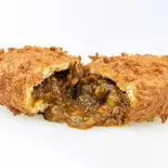 【最高金賞受賞】とろっとジューシーカレーパン（恋ヶ窪のコッペ屋さん クラウン）