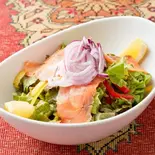 サーモンサラダSalmon salata(BBQサラダ★TADIM★Power Salad Shop)
