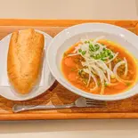 ベトナム風カレー【バインミー付き】Banh mi bo kho（NIEU QUANレストラン）