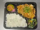 豚キムチ弁当（ママクック 次屋店）