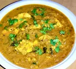 卵じゃがいもカレーegg potato curry（インド料理レストランロシャニー）