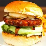 テリヤキバーガー【113gパティ】 Teriyaki Burger（RajaVetta 白金高輪本店）