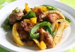 ソーセージ炒め [SAUSAGE STIR FRY]（ASIAN KITCHEN KUMAR 三ノ輪店）