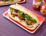 豚バラ香辛料焼きバインミー(Banh mi ngon ngon warabi)