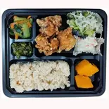 油淋鶏玄米定食(無農薬玄米・白米が食べれる店 SUN)