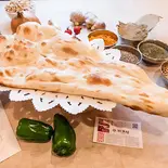 プレーンナン Plain Naan（インド料理レストランスラジュ中百舌鳥店）