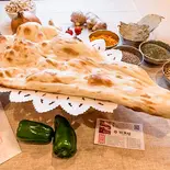プレーンナン Plain Naan（インド料理レストランSURAJ長居店）