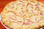 ベーコンチーズナン Becon cheese Nan(インド料理サッカール)