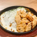 広島お好みイカ天チーズ焼き(豚、麺、イカ天、チーズ)【マヨ】（【関西風＆広島風お好み焼き・鉄板焼き】桜家 清水店）